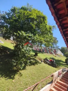 Sobrado com 4 Quartos à venda, 250m² no Mombaça, Itapecerica da Serra