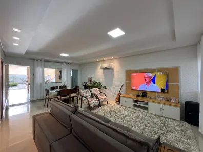 Casa com 3 Quartos à venda, 494m² no Jardim América, Goiânia