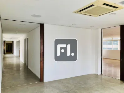 Sala Comercial para alugar, 211m² no Bela Vista, São Paulo