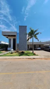 Casa de Condomínio com 4 Quartos à venda, 600m² no Setor Central, Hidrolândia