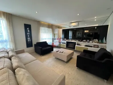 Apartamento com 3 Quartos à venda, 210m² no Vila Olímpia, São Paulo