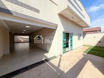 Casa com 3 Quartos à venda, 141m² no Jardim Curitiba, Goiânia