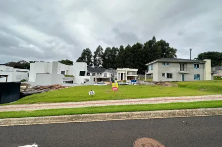 Lote/Terreno à venda, 587m² no Fraron, Pato Branco