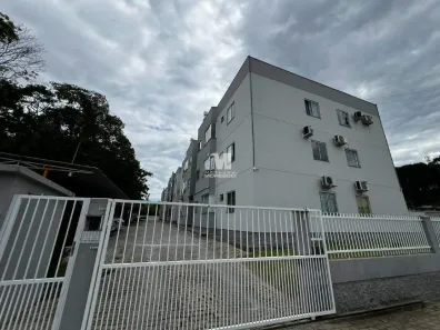Apartamento com 2 Quartos para alugar, 58m² no Rio Branco, Brusque