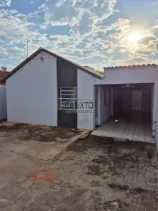 Casa com 3 Quartos à venda, 100m² no Segismundo Pereira, Uberlândia