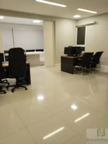 Sala Comercial para alugar, 85m² no Sítio Tamboré Alphaville, Barueri