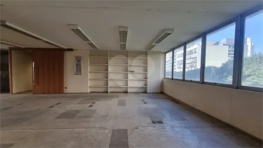 Sala Comercial para alugar, 180m² no Consolação, São Paulo