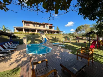 Fazenda/Sítio com 10 Quartos à venda, 900m² no , Guararema
