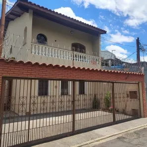 Sobrado com 3 Quartos à venda, 170m² no Parque Casa de Pedra, São Paulo
