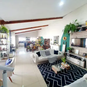Casa com 3 Quartos à venda, 240m² no Loteamento Residencial Ana Carolina, Valinhos
