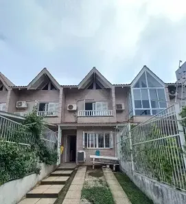 Casa com 2 Quartos à venda, 77m² no Guarujá, Porto Alegre