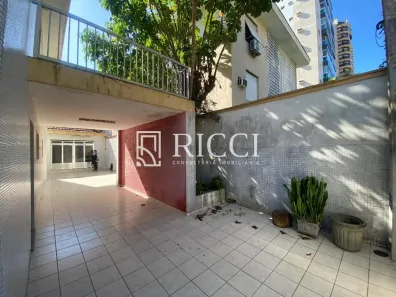 Sobrado com 3 Quartos à venda, 230m² no Embaré, Santos