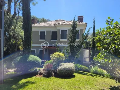 Casa com 3 Quartos à venda, 335m² no Floresta, Gramado