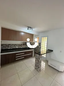 Casa de Condomínio com 2 Quartos para alugar, 80m² no Vossoroca, Votorantim