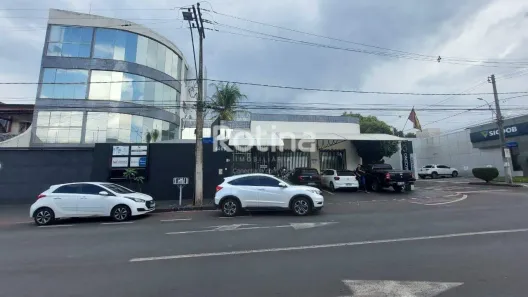 Sala Comercial para alugar, 12m² no Umuarama, Uberlândia