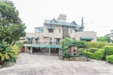 Casa com 6 Quartos para alugar, 780m² no Cavalhada, Porto Alegre