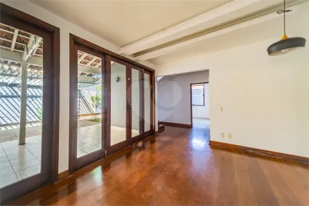 Casa com 3 Quartos à venda, 300m² no Alto de Pinheiros, São Paulo