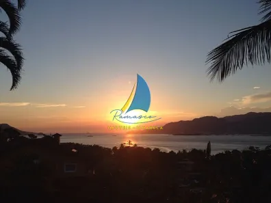 Sobrado com 5 Quartos à venda, 353m² no Perequê, Ilhabela