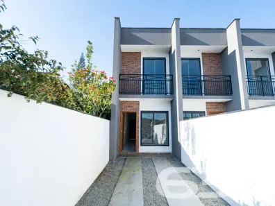 Sobrado com 2 Quartos à venda, 64m² no Paranaguamirim, Joinville