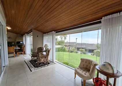 Casa de Condomínio com 3 Quartos à venda, 268m² no Pousada dos Bandeirantes, Carapicuíba