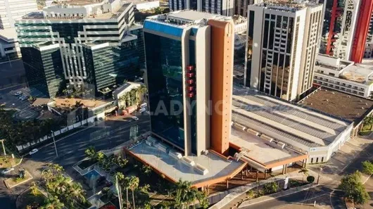 Ponto Comercial para alugar, 351m² no Asa Norte, Brasília