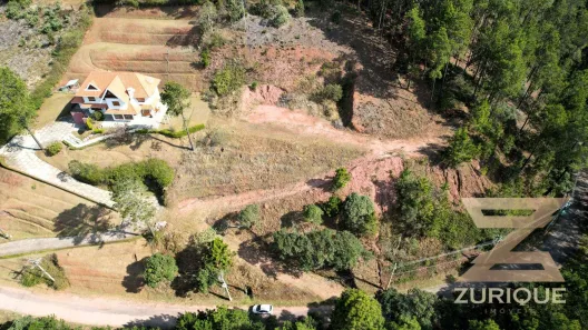 Lote/Terreno à venda, 2330m² no , Campos do Jordão