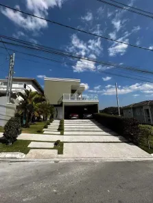 Casa de Condomínio com 3 Quartos à venda, 335m² no Jardim Colibri, Cotia