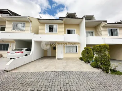Sobrado com 3 Quartos à venda, 160m² no Cajuru, Curitiba
