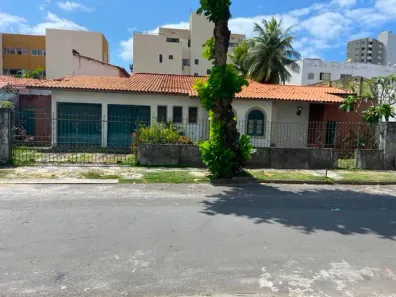 Casa com 3 Quartos à venda, 400m² no Jardim Armação, Salvador
