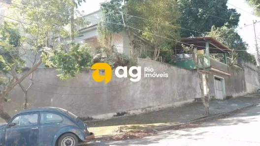 Casa com 3 Quartos à venda, 157m² no Tanque, Rio de Janeiro
