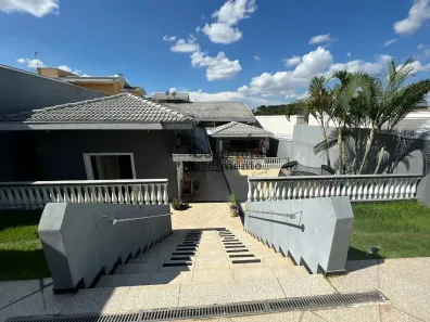 Casa com 4 Quartos à venda, 680m² no Vila Zezé, Jacareí