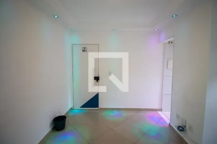 Apartamento com 2 Quartos à venda, 58m² no Vila Carmosina, São Paulo