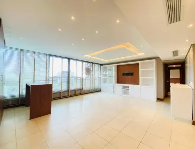 Apartamento com 3 Quartos à venda, 131m² no Três Figueiras, Porto Alegre