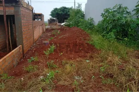 Lote/Terreno à venda, 131m² no Centro, Santa Tereza do Oeste