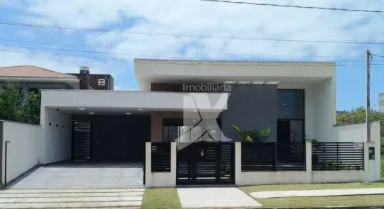 Casa com 3 Quartos para alugar, 230m² no Atami, Pontal do Paraná