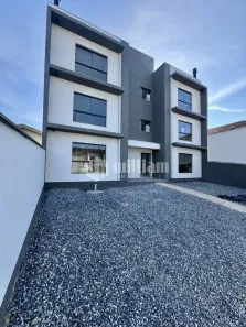 Apartamento com 2 Quartos à venda, 58m² no Dom Joaquim, Brusque