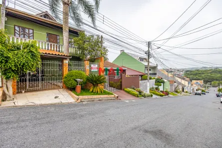 Sobrado com 4 Quartos à venda, 140m² no Loteamento Marinoni, Almirante Tamandaré
