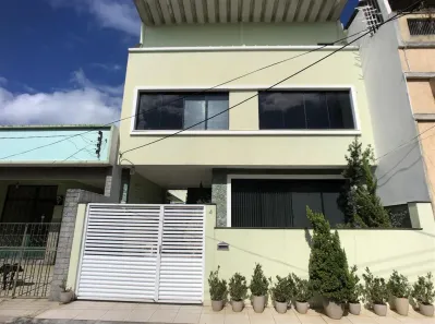 Casa com 4 Quartos à venda, 272m² no Cascadura, Rio de Janeiro