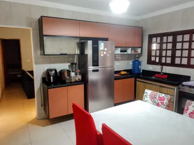 Casa com 2 Quartos à venda, 89m² no Vila Figueira, Suzano