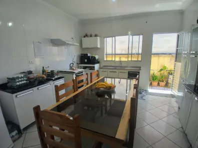 Casa com 3 Quartos à venda, 180m² no Jardim Aida, Guarulhos