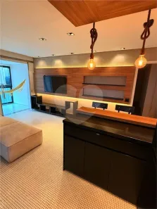 Apartamento com 1 Quarto para alugar, 55m² no Pinheiros, São Paulo