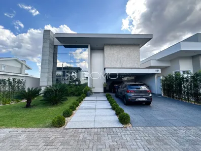 Casa de Condomínio com 3 Quartos à venda, 380m² no Santa Cruz, Cascavel