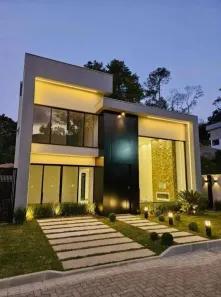 Casa de Condomínio com 3 Quartos à venda, 290m² no Posse, Teresópolis