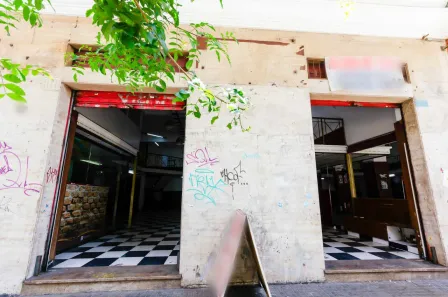 Ponto Comercial para alugar, 180m² no Liberdade, São Paulo