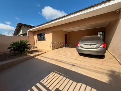 Casa com 3 Quartos à venda, 135m² no Jardim Pérola, Londrina
