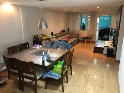 Casa com 3 Quartos à venda, 140m² no Vila Maria Helena, Carapicuíba