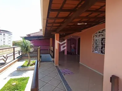 Casa com 4 Quartos à venda, 207m² no Bom Retiro, Betim