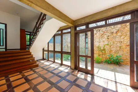 Casa com 4 Quartos à venda, 274m² no Sumaré, São Paulo