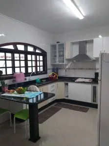 Sobrado com 3 Quartos à venda, 209m² no Jardim Juliana, Mogi das Cruzes