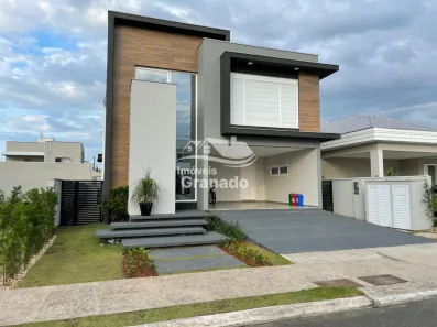 Casa de Condomínio com 4 Quartos para alugar, 289m² no Santa Regina, Camboriú